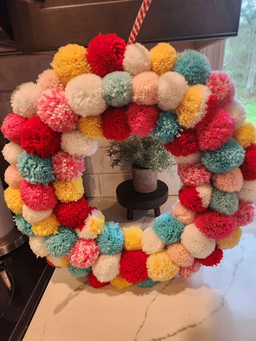 Colorful Pom Pom Wreath - Multicolor